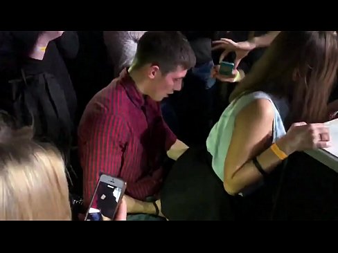 ❤️ Sesso reale in un nightclub russo. Ragazza russa di 18 anni nell'ano e nella vagina scopata in un nightclub ❌ Porno analeal it.xxxdeutschepornos.ru ❌️