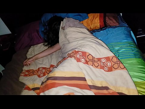 ❤️ Figliastro che rimprovera la sua giovane matrigna mentre lei dorme ❌ Porno analeal it.xxxdeutschepornos.ru ❌️